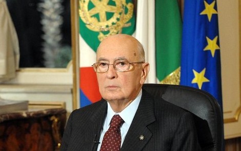 Inserisci un'immagine (800x500)