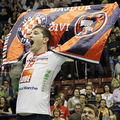 https://www.lubevolley.it/public/import/4529-6667-G.png