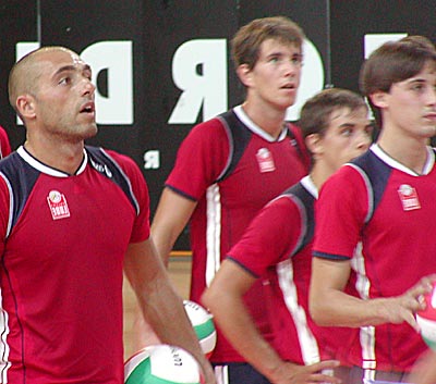 Inserisci un'immagine (800x500)