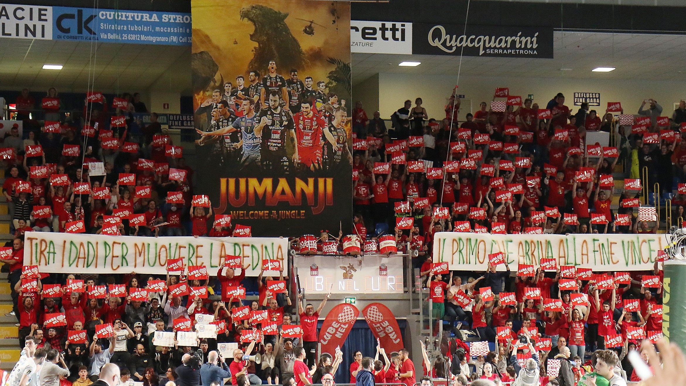 Inserisci un'immagine (800x500)