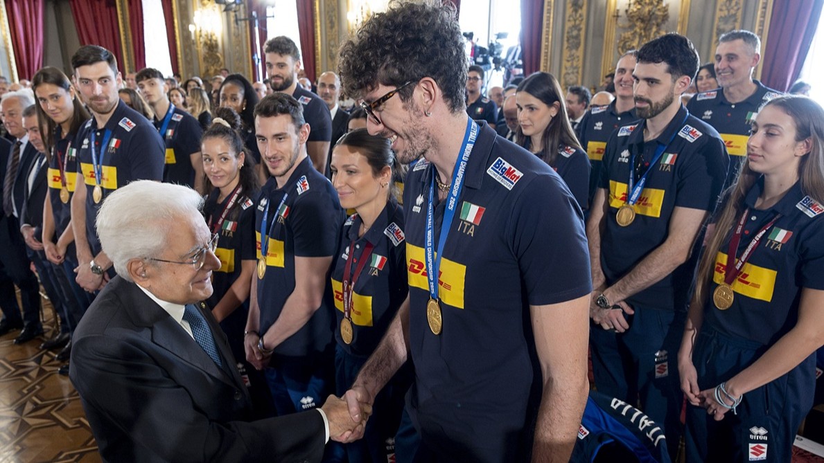 Inserisci un'immagine (800x500)